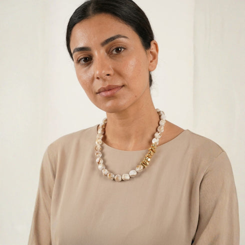 MARGOZ  NECKLACE CAMEL | שרשרת בציפוי זהב