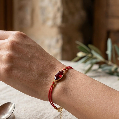 ZODIC RED BRACELET |  צמיד בציפוי זהב