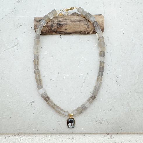 CELIA NECKLACE  |שרשרת אבנים טבעיות