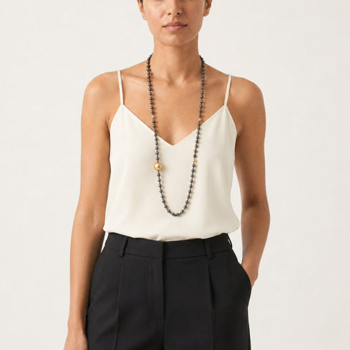 JUNA LONG NECKLACE  |שרשרת המטייט וחרוזי מתכת בציפוי זהב