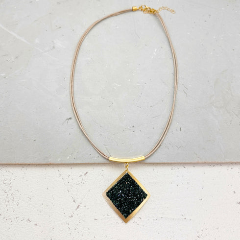 Stduion sample 3104