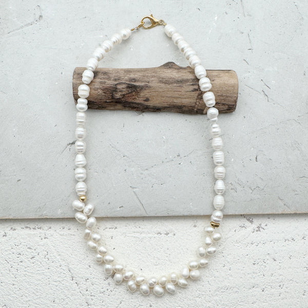 MENIFA NECKLACE  |שרשרת פנינים מתורבתות