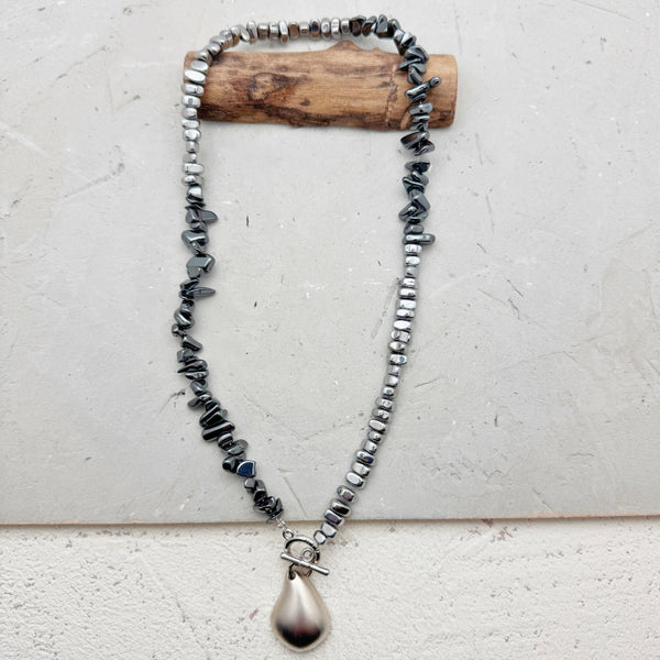 CHIP DROP NECKLACE  |שרשרת פנינים ואבנים טבעיות