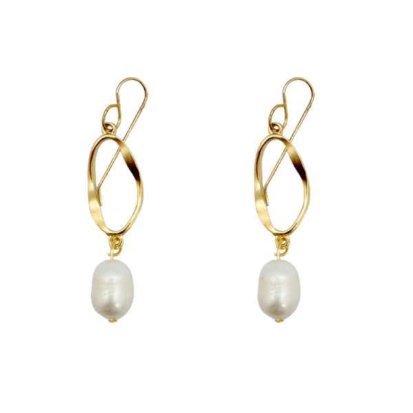 MOON PEARL EARRINGS| עגילים פנינים טבעיות