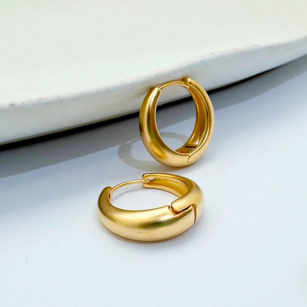 Hoop #11 | עגילי חישוק בציפוי זהב