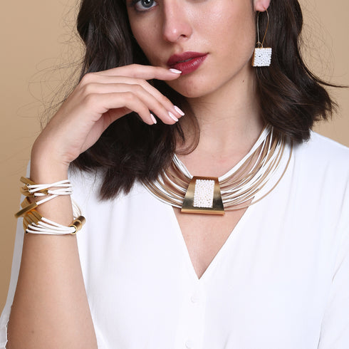 HAYLI WHITE|שרשרת קצרה בציפוי זהב וקריסטלים