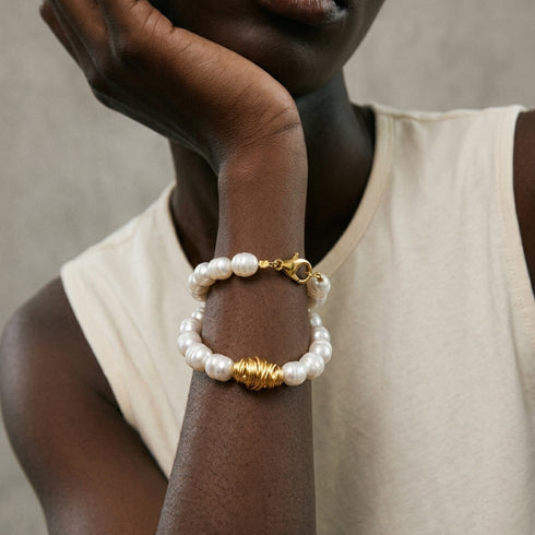 ASTARI BRACELET| צמיד פנינים