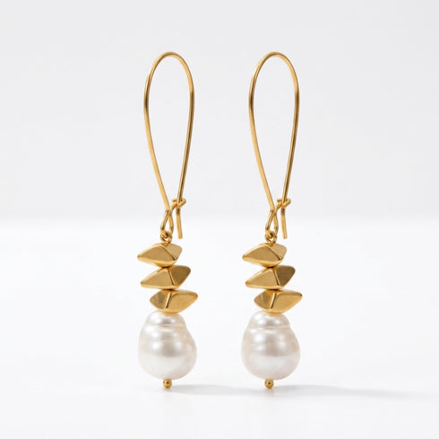 SYNTHIA EARRINGS|  עגילי פנינה מתורבתת