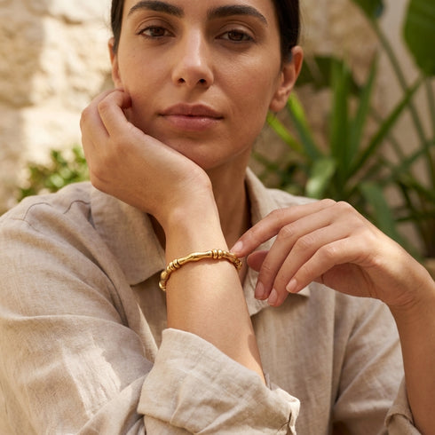ASSI GOLD BRACELET | צמיד פנינים טבעיות