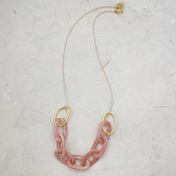 studiosample200| שרשרת קצרה בציפוי זהב