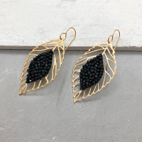 PALLY  BLACK