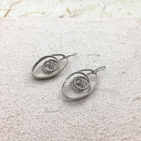 SPIRAL SILVER| עגילים בציפוי כסף